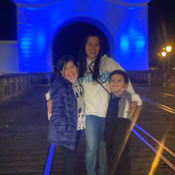 Profile Picture of Carol Jimenez (@glendajimenez23) on Poshmark