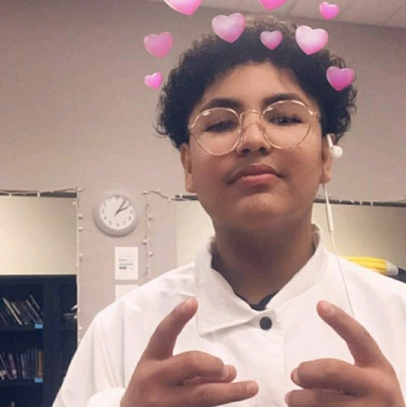 Alex Meraz - Poshmark Profile Picture of Alex Meraz (@alexmeraz6) on Poshmark