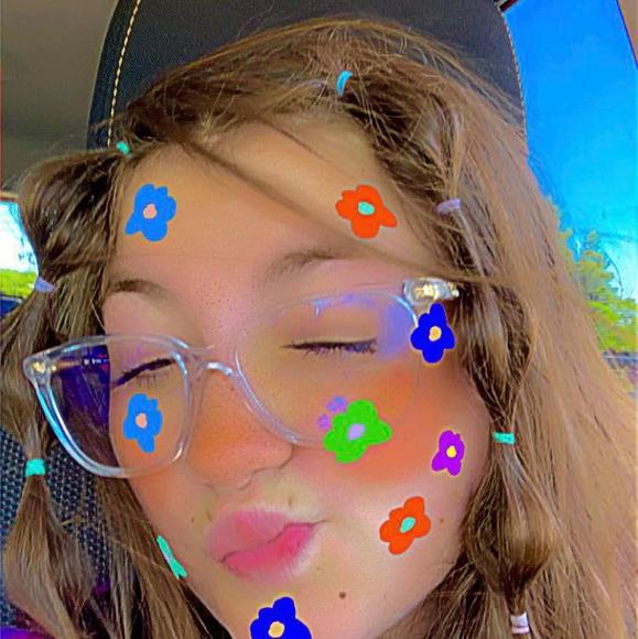 Profile Picture of Millie Demeter (@milliedemeter) on Poshmark