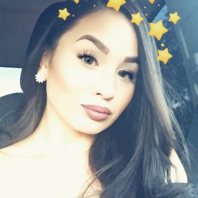 Profile Picture of Denise Gomez (@LoveFromDenise) on Twitter