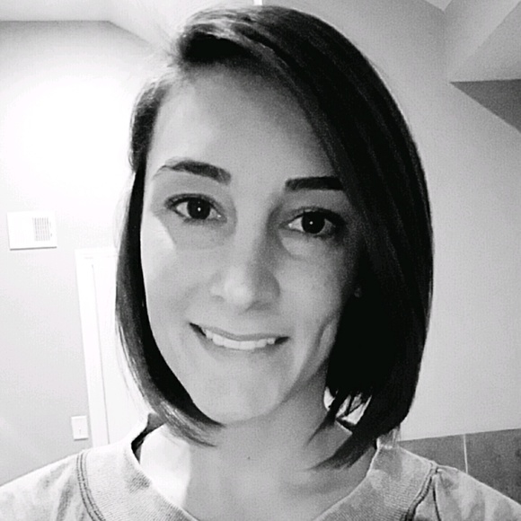 Shyla King - Poshmark Profile Picture of Shyla King (@saking1030) on Poshmark