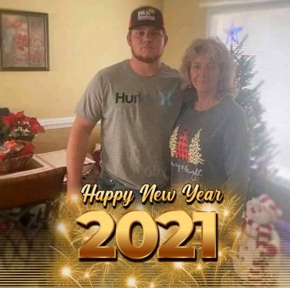 Profile Picture of Tammy Foster (@tyf46) on Poshmark