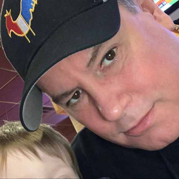 Profile Picture of Nick Bogdan (@n_bogdan) on Poshmark