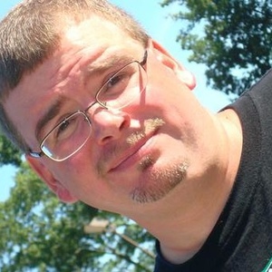 Profile Picture of Dennis Lennon (@dlennon11) on Myspace