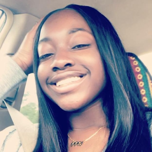 Profile Picture of Briasha Brittian (@bribrittian) on Poshmark