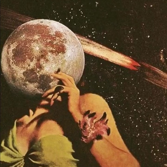 Profile Picture of Andre Alvarado (@andreuc1011) on Poshmark