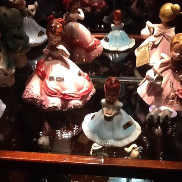 Profile Picture of Jody Bredwell (@jojobr2) on Poshmark