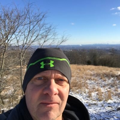 Profile Picture of Dan DeVries (@ddevries39) on Twitter