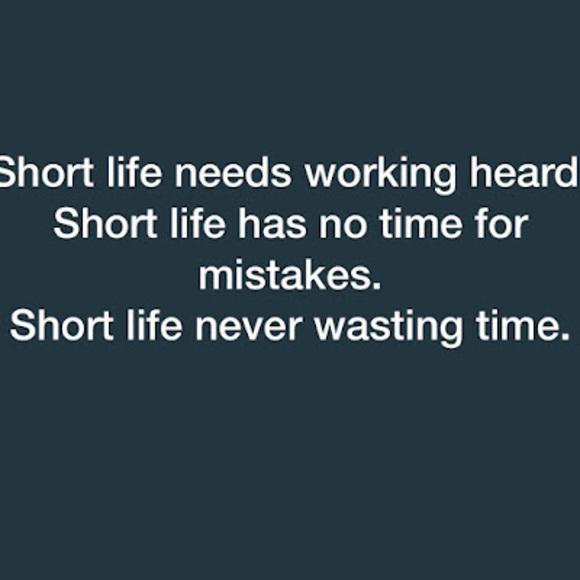 Profile Picture of Hussein Ahmed (@hussein201829) on Poshmark