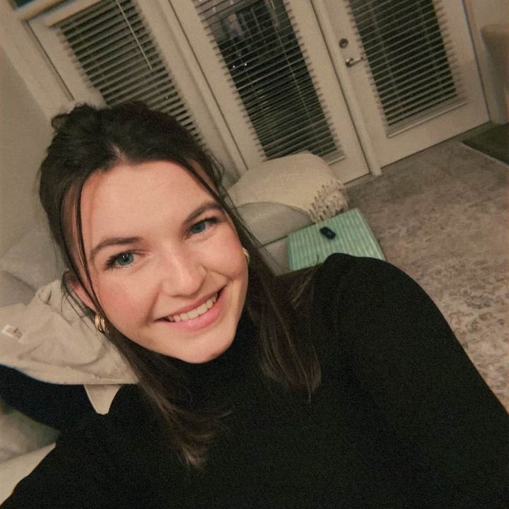Profile Picture of Heidi Robbins (@@heidirose4) on Tiktok