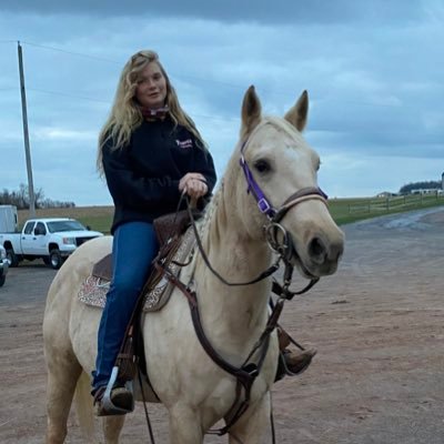 Profile Picture of Lori McFarland (@LoriMcF12352179) on Twitter