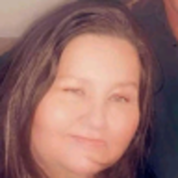 Profile Picture of Patricia Dean (@pattycake081164) on Poshmark