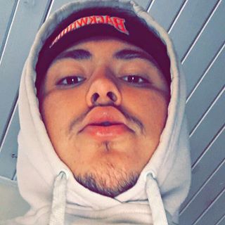 Profile Picture of Michael Zubiate (@michael.zubiate.378) on Facebook