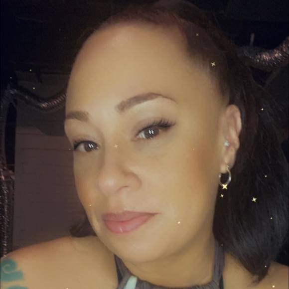 Profile Picture of Johnnetta Martin (@johnnettamartin) on Poshmark