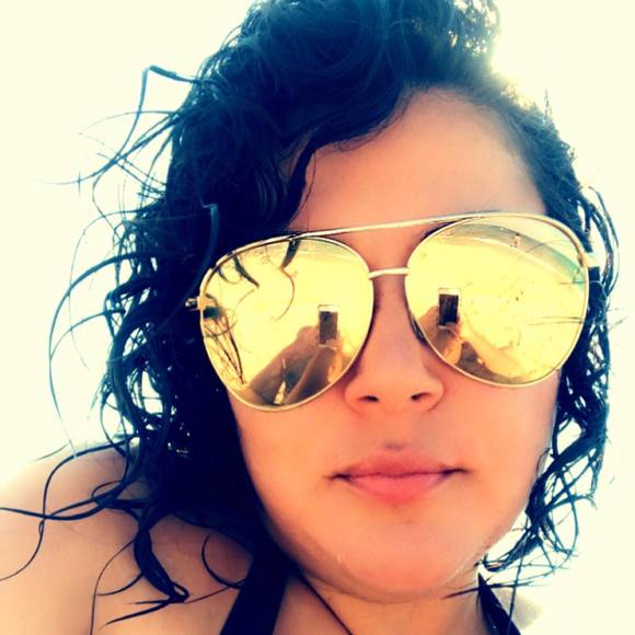 Profile Picture of Marissa Lopez (@marissa1081) on Poshmark