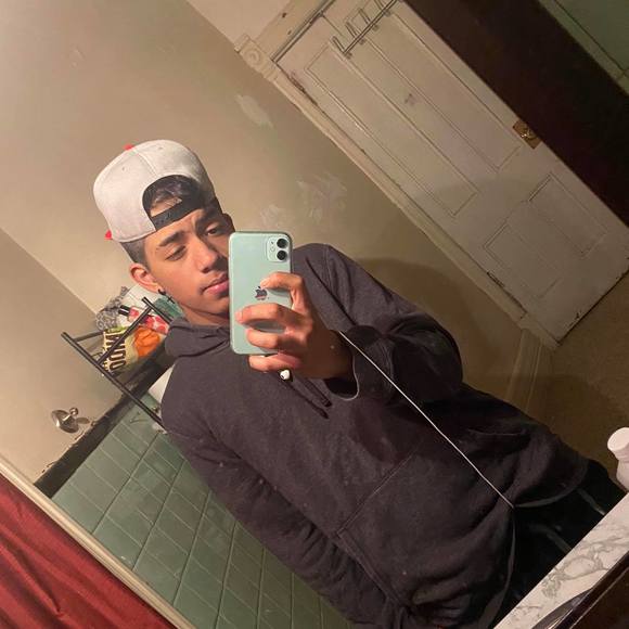 Profile Picture of Erick alberto Velasquez (@itzerick00) on Poshmark