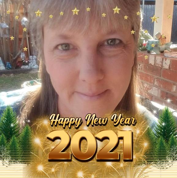 Profile Picture of Jodi Humecky (@hummer38) on Poshmark