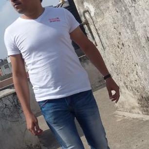 Profile Picture of Hiren Parekh (@hirenparekh631) on Twitter