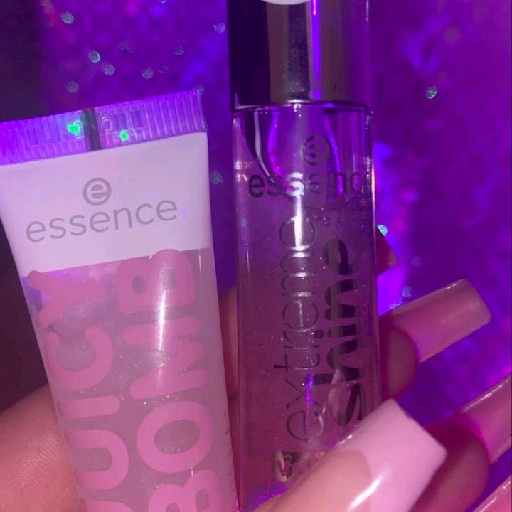 Profile Picture of essence (@essencew_) on Tiktok