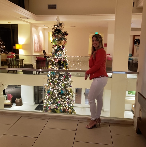 Profile Picture of Aracelys Angulo delgado (@aangulodelgado) on Poshmark