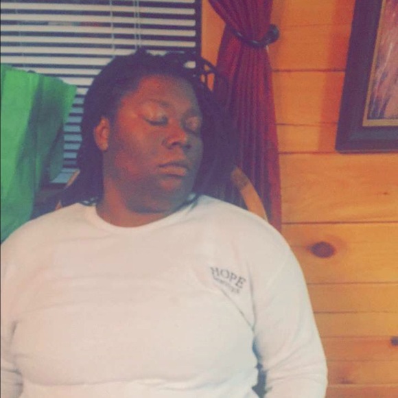 Profile Picture of Patience Cuthbertson (@paypay87) on Poshmark