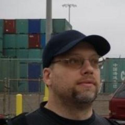 Profile Picture of Peter Araujo (@mrcontainer) on Twitter