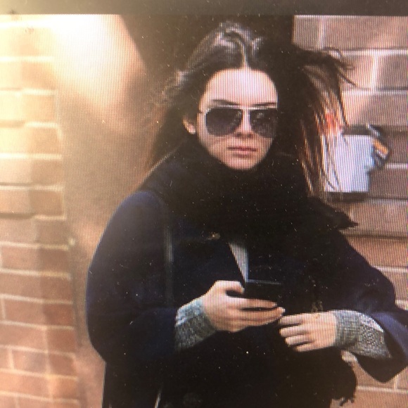 Profile Picture of Ivan Thomas (@ivanthomascjwiu) on Poshmark