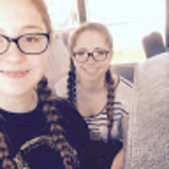 Profile Picture of Tori Pecore (@pecore45) on Poshmark