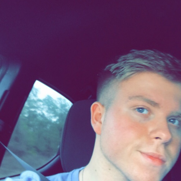 Profile Picture of Jake Wilhite (@jhw02) on Poshmark