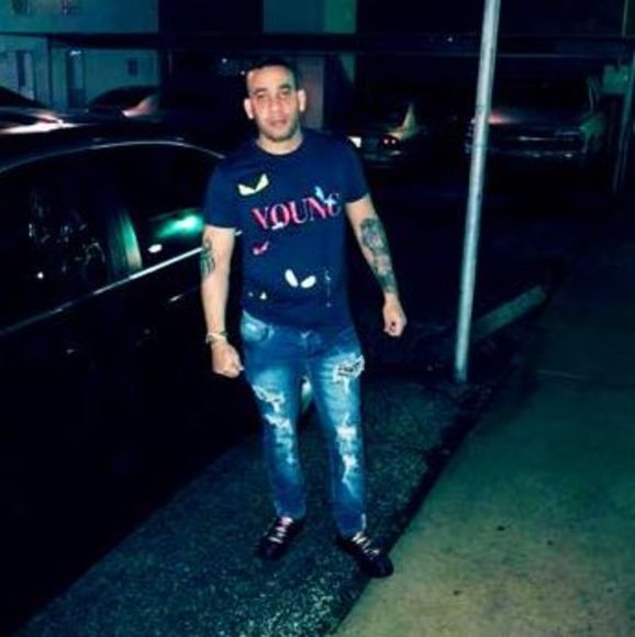 Profile Picture of Yoelkis Dupuy (@yoelmulatico) on Poshmark