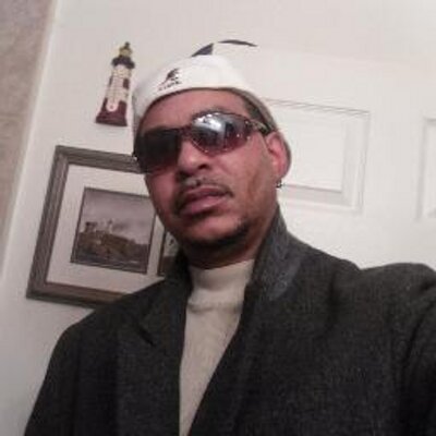 Profile Picture of Andre Lamont Strong (@cabeleiramoloko) on Twitter