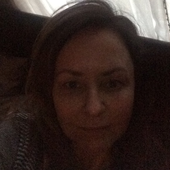 Profile Picture of Cindy Blansett (@mitchblansety) on Poshmark