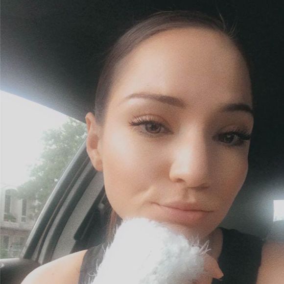 Profile Picture of Danielle Boswell (@danny562007) on Poshmark