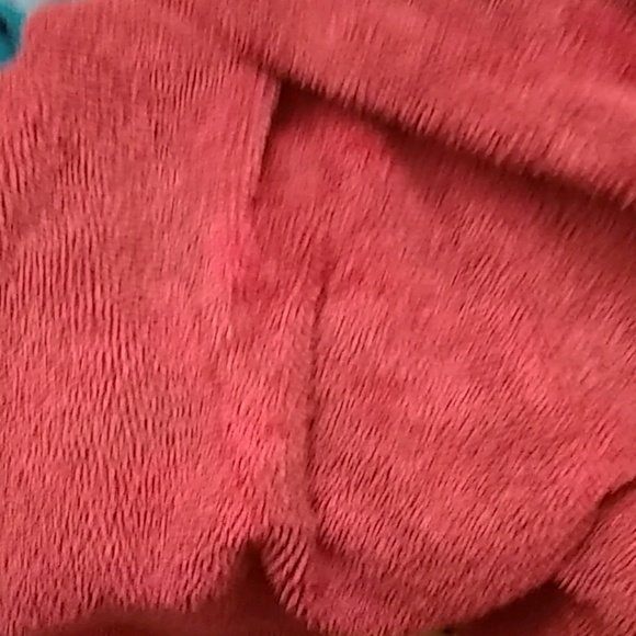 Profile Picture of Cesar Michaca (@cesarm2001) on Poshmark