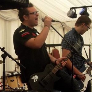 Profile Picture of Gary Cruise (@punkguitaristgaz92) on Myspace