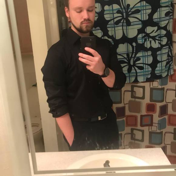Profile Picture of Ryan Coderre (@rcoderre4934) on Poshmark