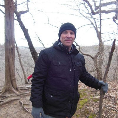 Profile Picture of Nicholas Traxler (@CoachTraxhoops) on Twitter