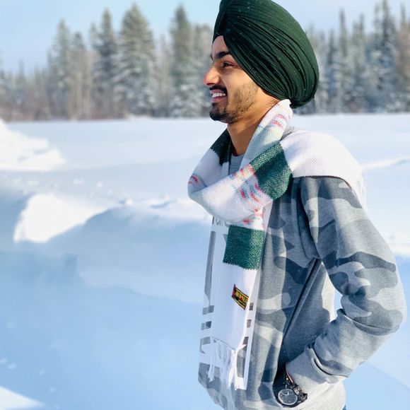 Profile Picture of Manpreet Mann (@manndeep6862) on Poshmark