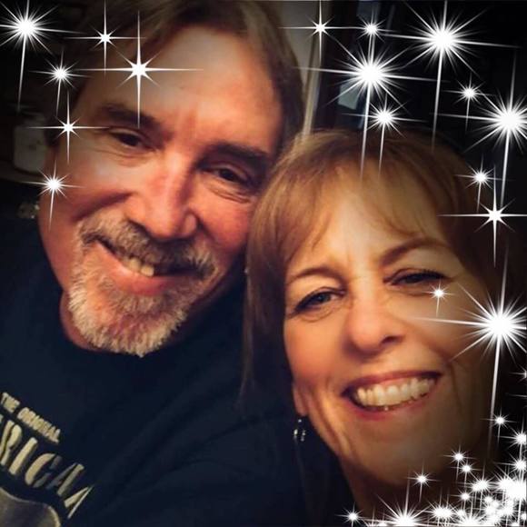 Profile Picture of Vicki-lee Ayers (@vickileea) on Poshmark