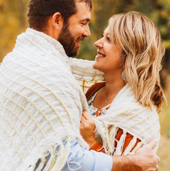 Jen Rucinsky - Poshmark Profile Picture of Jen Rucinsky (@jenrucinsky) on Poshmark