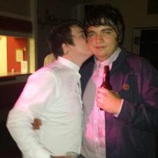 Profile Picture of Phill Luscott (@phillAFCTU) on Twitter