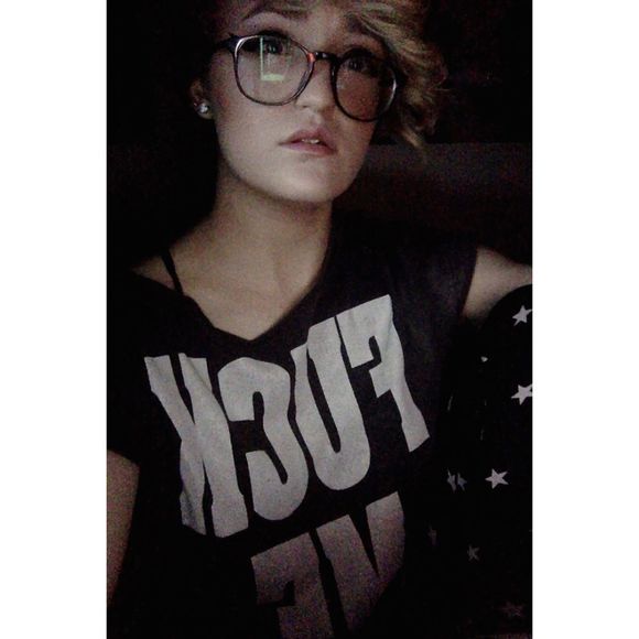 Profile Picture of Bailey Gilbertson (@adequategatsby) on Poshmark