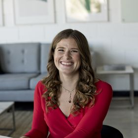 Profile Picture of Gina Ireland | Creators Marketing Method (@creatorsmarketingmethod) on Pinterest