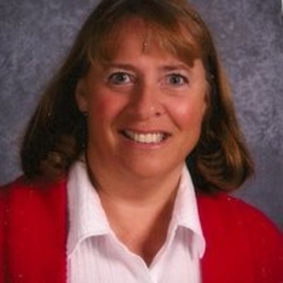 Profile Picture of Marceline Bailey (@marceline30) on Poshmark