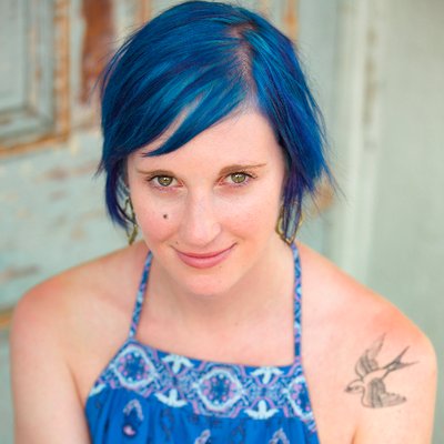 Profile Picture of Amy Ewing (@amyewingbooks) on Twitter