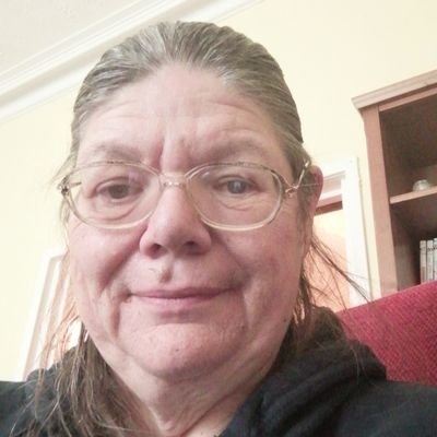 Profile Picture of Suzanne Ballinger-howe (@BallingerHowe) on Twitter