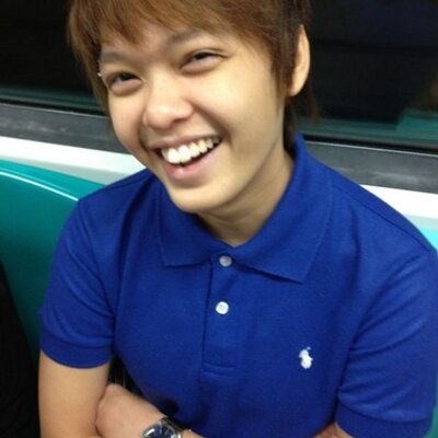 Profile Picture of Elizabeth Hendricks (@iambirdiebird) on Twitter