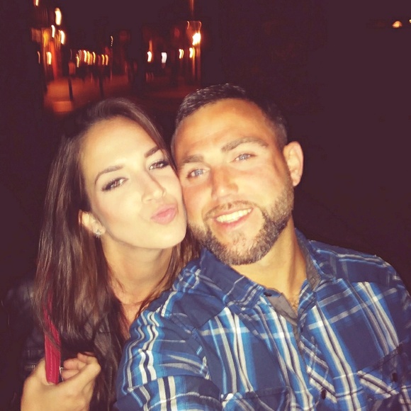 Profile Picture of Lyle Scheideman (@lyle2123) on Poshmark