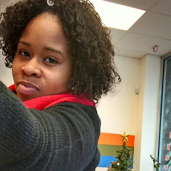 Profile Picture of Marjani Bowlding (@akajani) on Poshmark