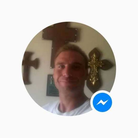 Profile Picture of Bryan Irvin (@kenory) on Poshmark